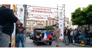 VIDEO: Start 36. Pardubické veteran rallye 