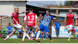 Fotbalisté Pardubic i Hradce začali vítězně, Chrudim remizovala