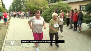 VIDEO: Klobouk dolů! Senioři vyběhli vstříc dobré věci