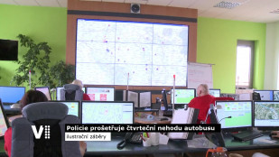 VIDEO: Policie prošetřuje čtvrteční nehodu autobusu