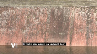 Kritický stav nádrží na východě Čech. Potoky mohou zapáchat