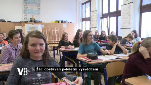 Vysvědčení jako symbol hrůzy? Před pár lety se děti obávaly více