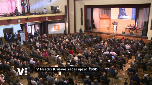 V Hradci Králové začal sjezd ČSSD. Navštívil ho i prezident