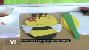 V přeloučské mateřince se rozdávaly bezpečnostní vestičky