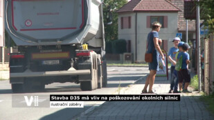 Stavba D35 má vliv na poškozování okolních silnic