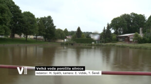 Velká voda poničila silnice