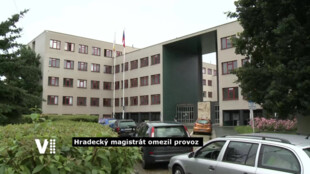 Hradecký magistrát omezil provoz