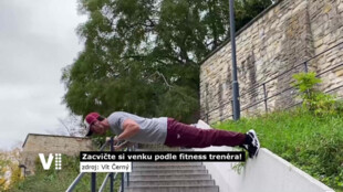 Zacvičte si venku podle fitness trenéra!