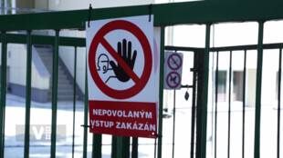 Školáci se do nové budovy v Malšově Lhotě jen tak nepodívají