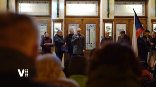 Listopad měsíc demokracie